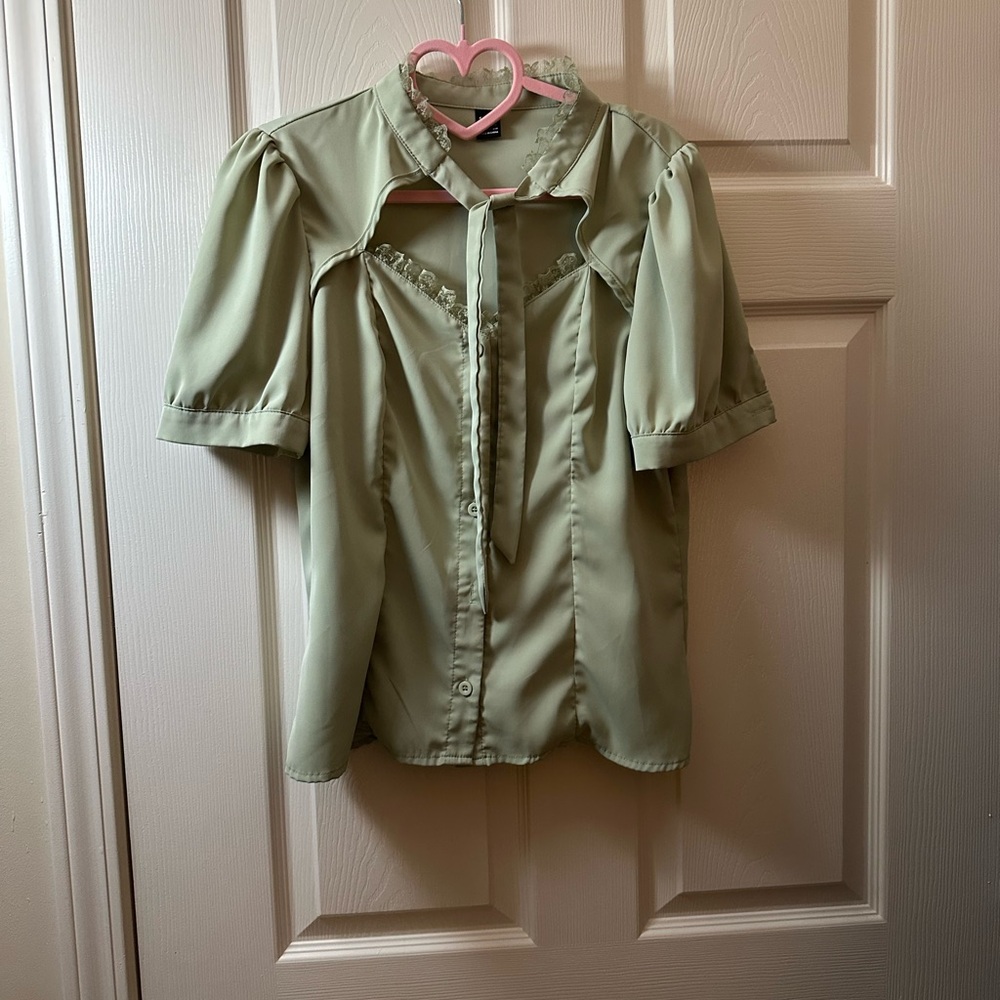 Elegant Light Green Blouse with Tie Accent
